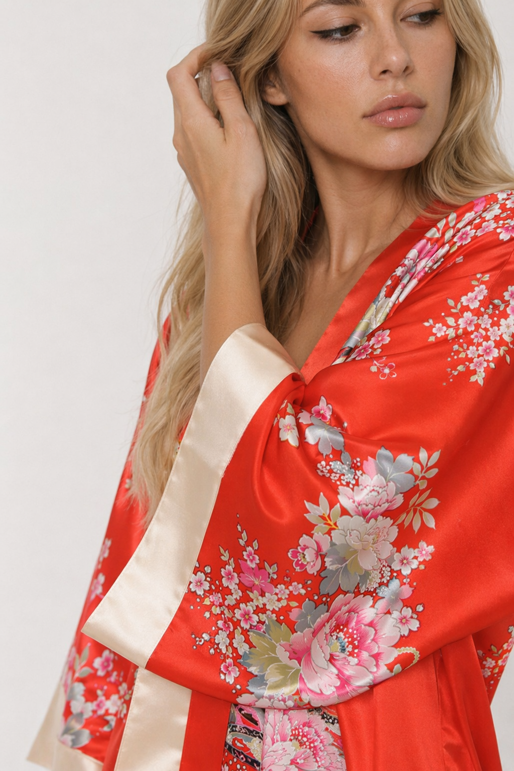 Flower Print Short Kimono - 2 Colors for Women's Traditional Japanese Yukata M