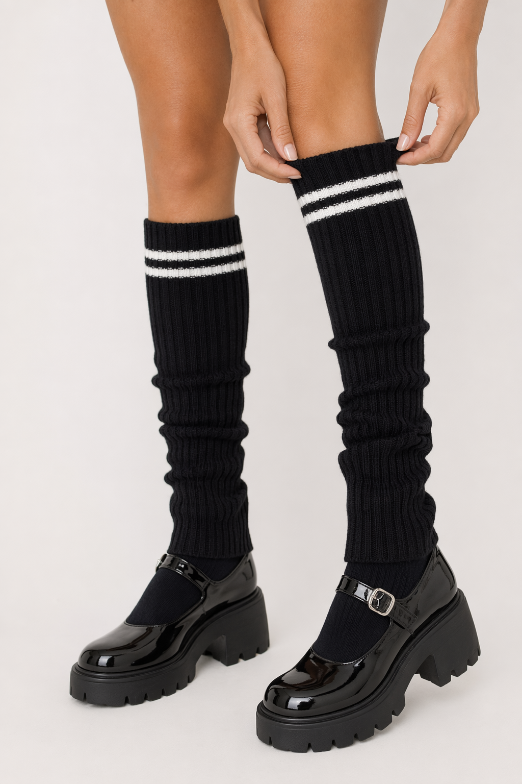 Rib Knit Schoolgirl Striped Knee Highs Striped Black