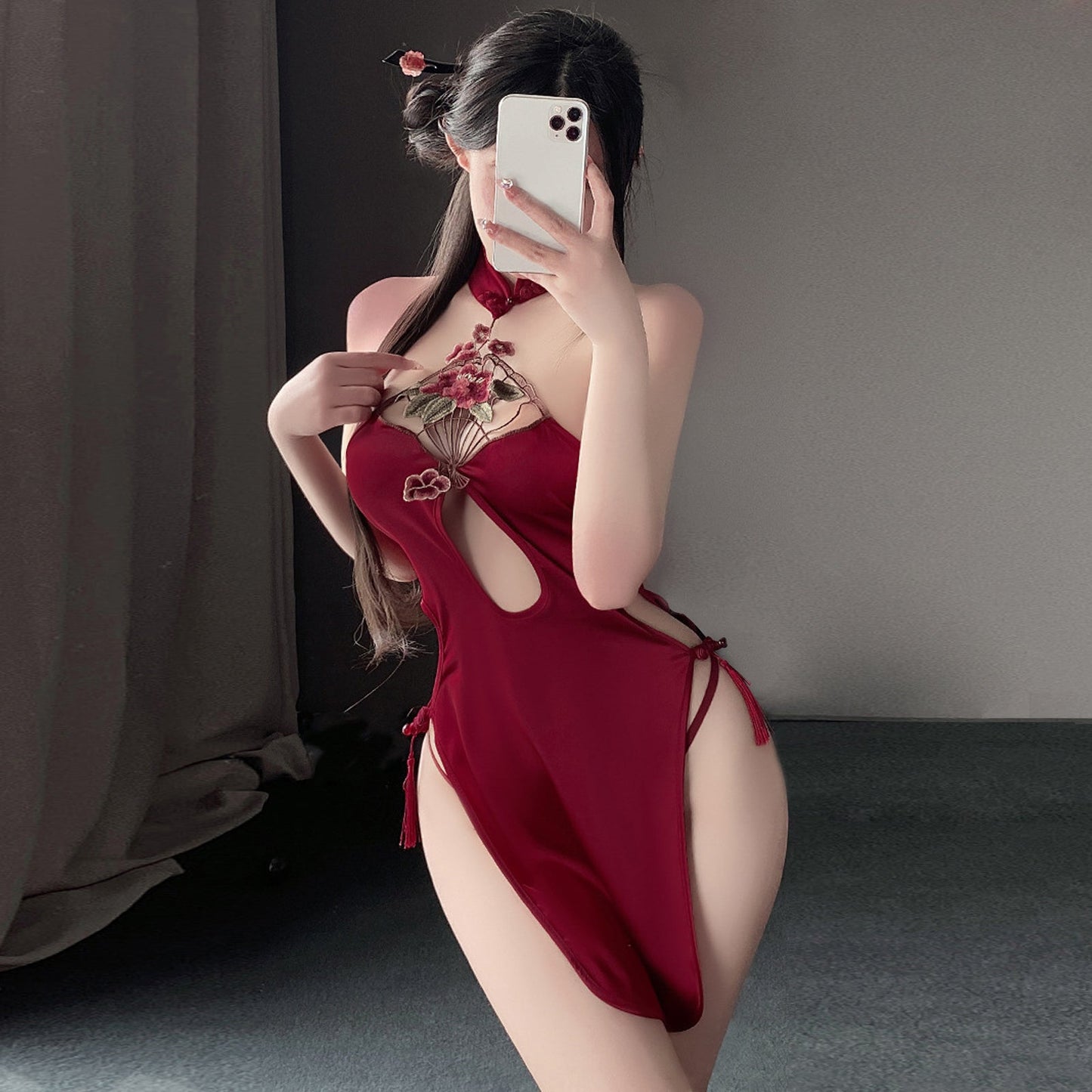 Amorino Red Chinese Style Lingerie: Irresistible Cosplay Costume